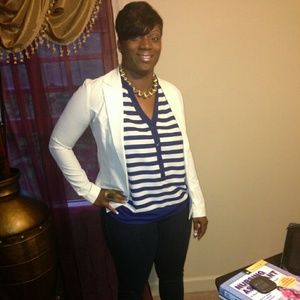 Meet your Posher, Vicky