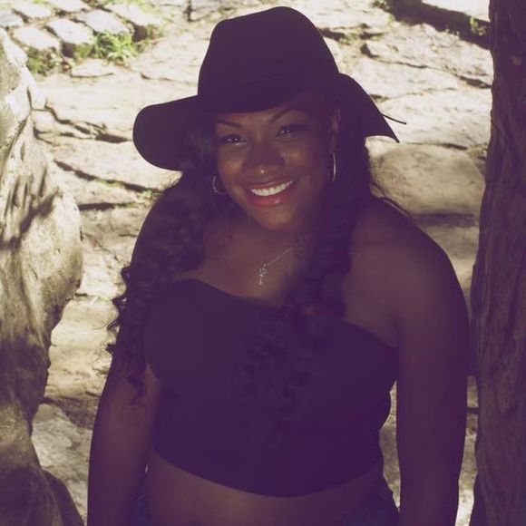 Meet your Posher, Bianca - Picture 1 of 1