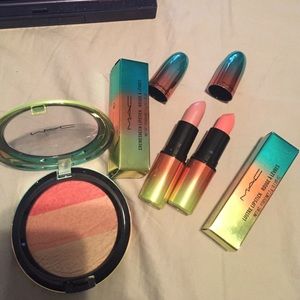 Mac wash and dry collection.