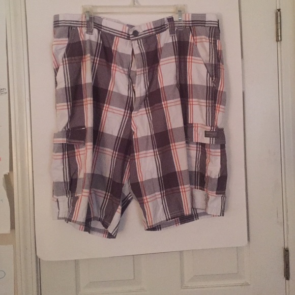 Mens size 43 plaid shorts
