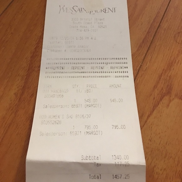 Yves Saint Laurent - Picture 5 of 6