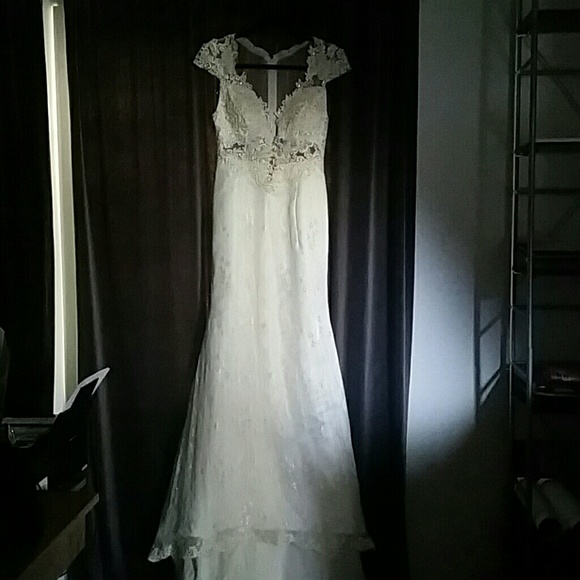 Wedding dress