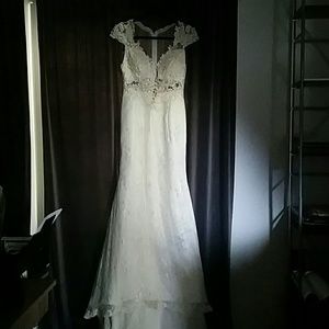 Wedding dress