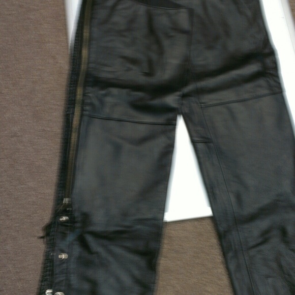Harley Davidson Willie G Chaps - Picture 3 of 4