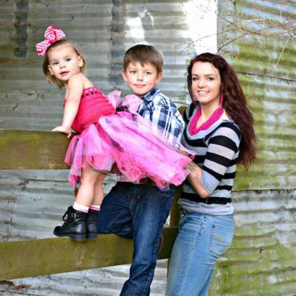 Meet your Posher, Stacey - Picture 1 of 1