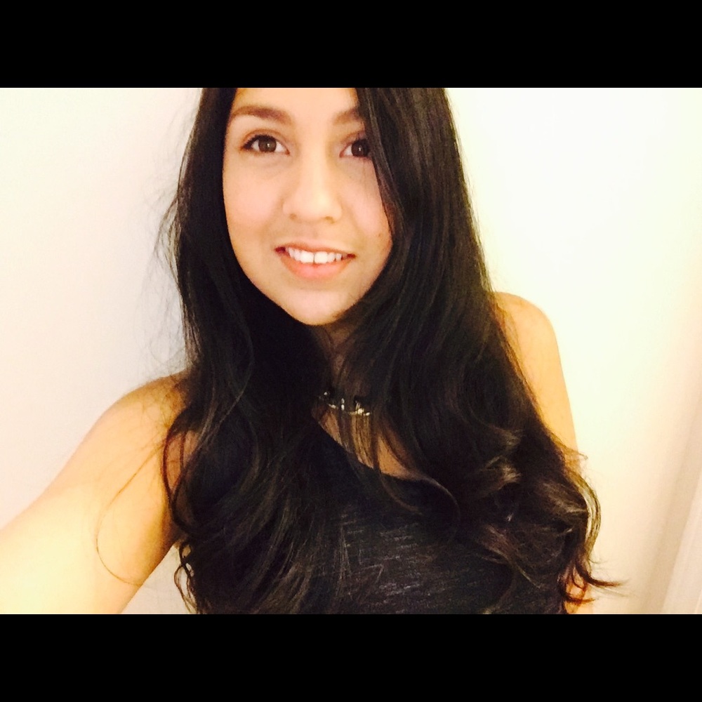 Meet your Posher, Angelie