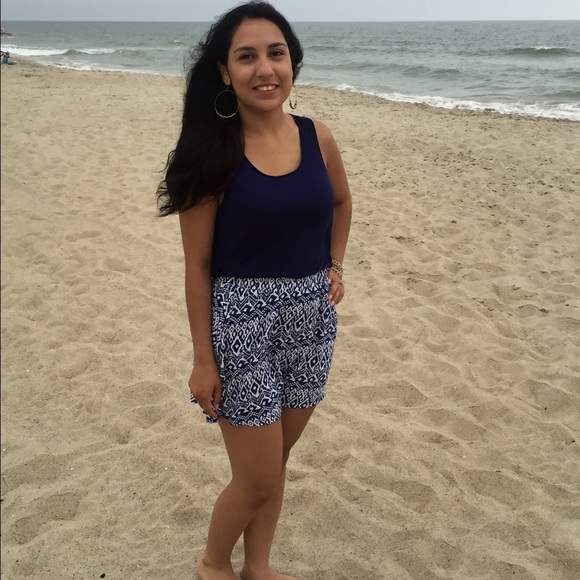 Meet your Posher, Angelie - Picture 2 of 2