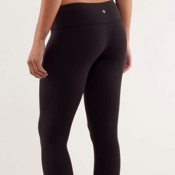 lululemon athletica Pants - Black lululemon wunder under's