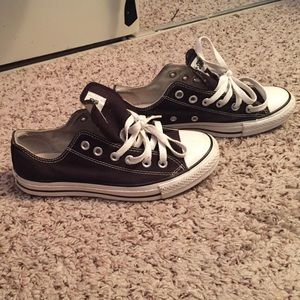 Black and white #converse