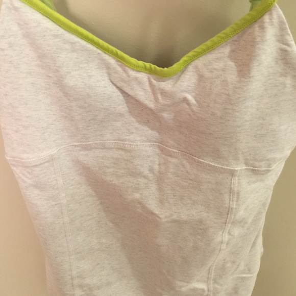 Lululemon top💪🏻 - Picture 4 of 4