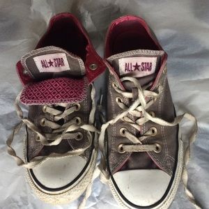 Gray and pink Converse