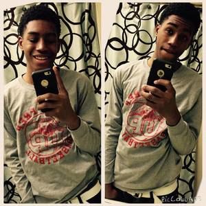 Meet your Posher, Jamari