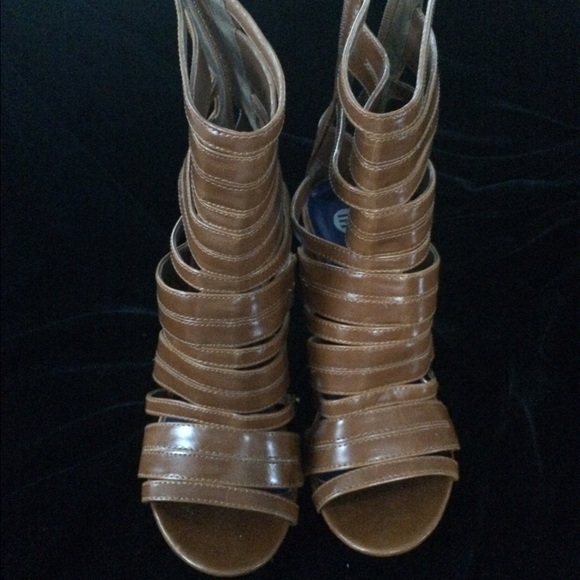 Brown  gladiator sandals - Picture 2 of 3