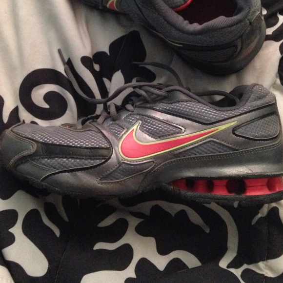 Nike reax