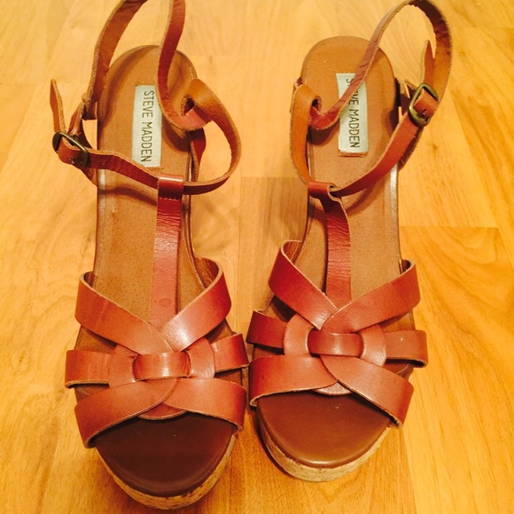 Steve Madden brown cork wedges