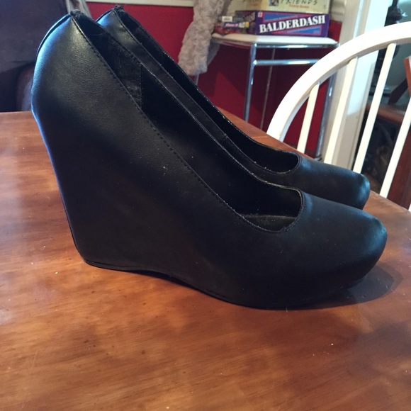 All over leather wedge - Picture 2 of 2