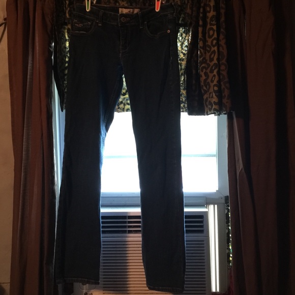 Hollister jeans size 3 short