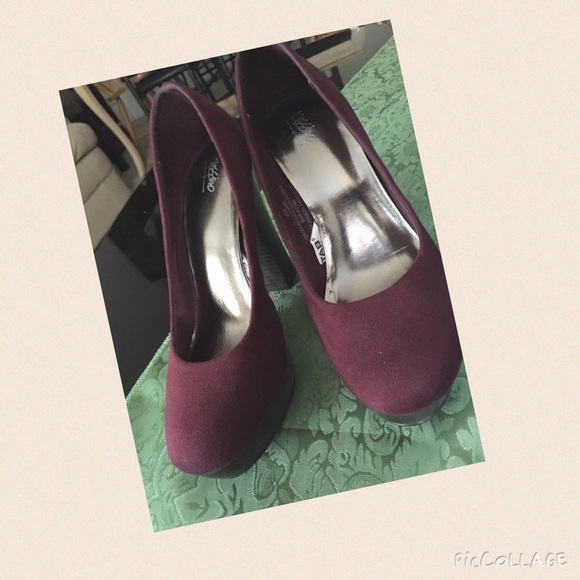 Mossimo Platform - Picture 2 of 4