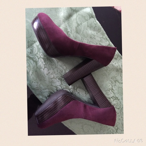 Mossimo Platform - Picture 4 of 4