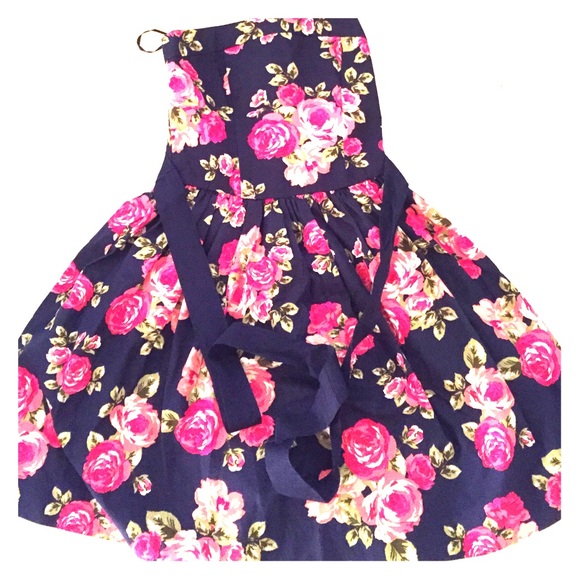 Floral Dress 🌺👗