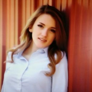 Meet your Posher, Alexandra