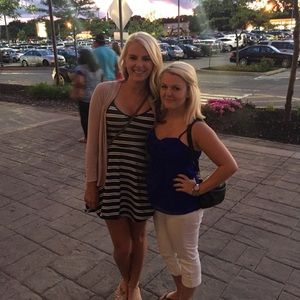 Meet your Posher, Kenzie