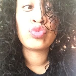 Meet your Posher, Lizz