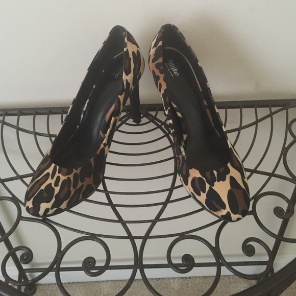 Perfect for work. Worn only once