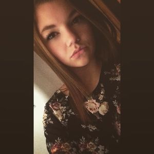 Meet your Posher, Hailey