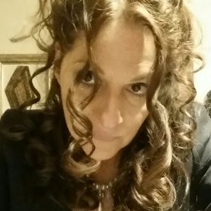 Meet your Posher, Heidi