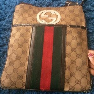 Gucci purse