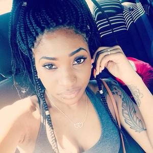 Meet your Posher, Renea