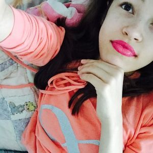 Meet your Posher, Indya