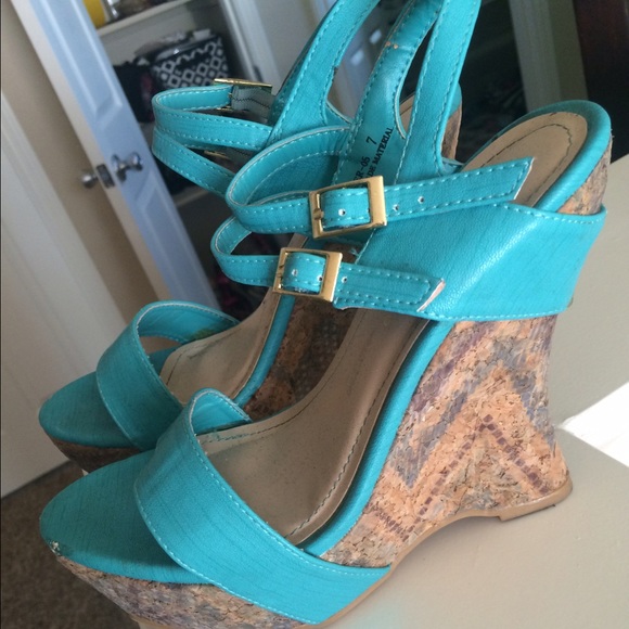 Dollhouse Tribal Wedges