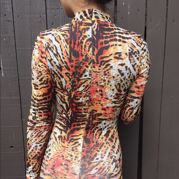 UNIF Mini - Picture 2 of 2