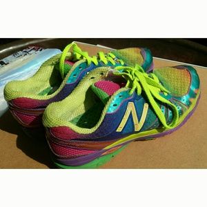 New balance shoes