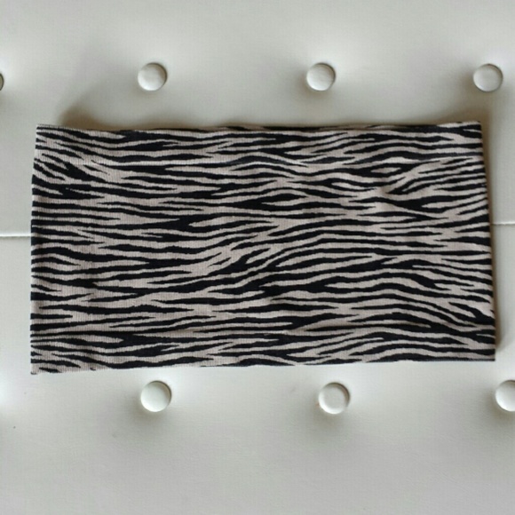 Nwot! Bandeau.