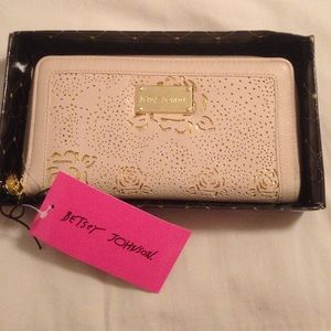 Betsey Johnson Cream Wallet