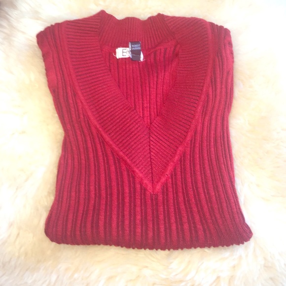 Super stretchy red sweater !