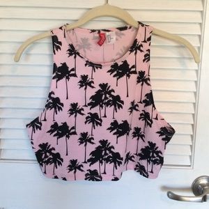 Palm tree crop top 🌴