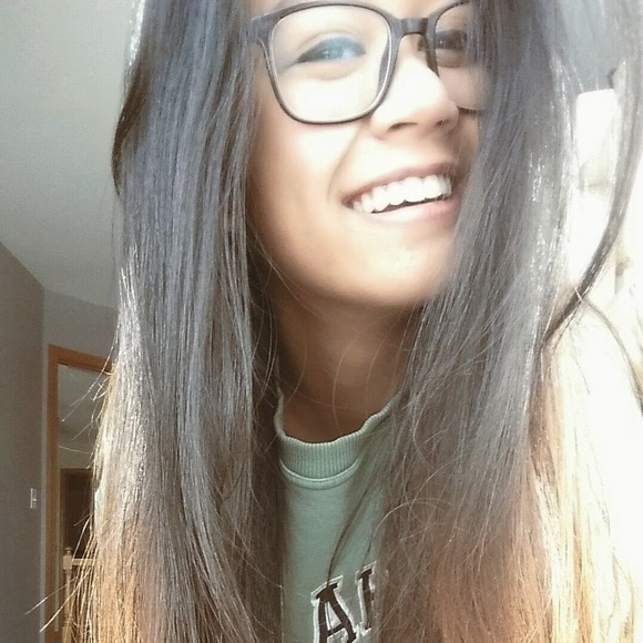 Meet your Posher, Anjeanette