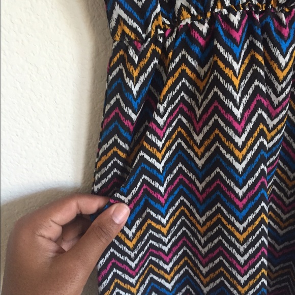 ChevronMultiColorPrint Dress - Picture 3 of 3