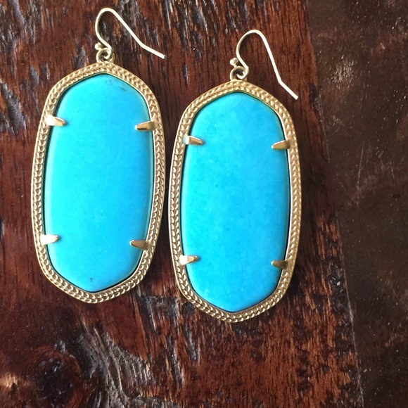 Kendra Scott Danielle Turquoise Earrings - Picture 1 of 1