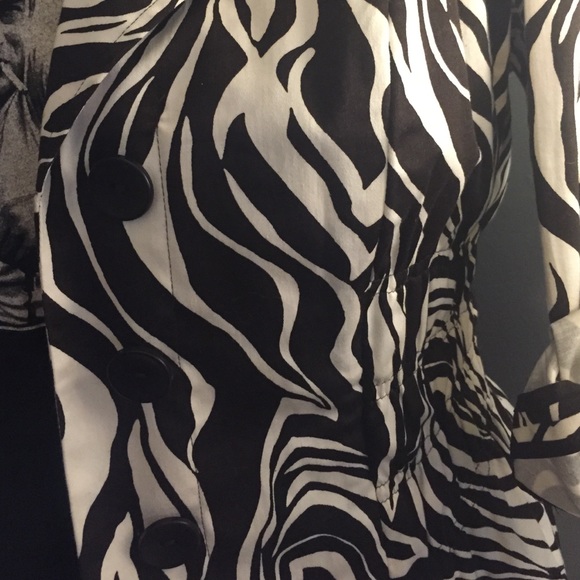 Jacket - Picture 2 of 3