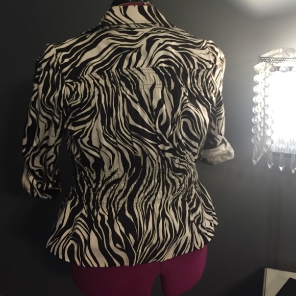 Jacket - Picture 3 of 3