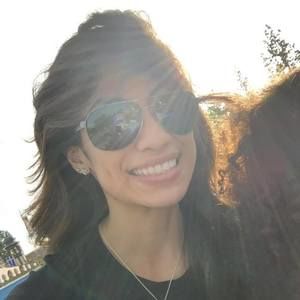 Meet your Posher, Mayra