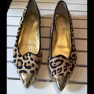 Leopard flats