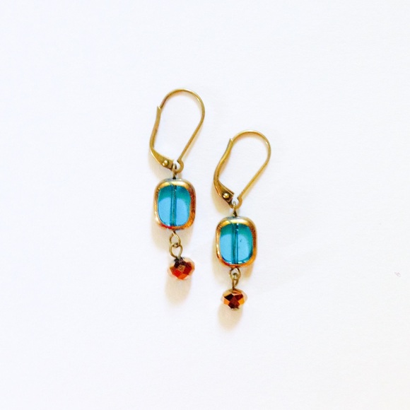 HANDCRAFTED CRYSTAL DANGLE EARRINGS