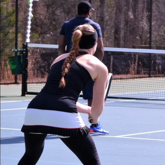 Meet your Posher, Elizabeth - Picture 3 of 4