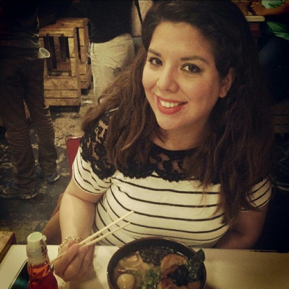 Meet your Posher, Laura